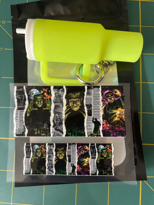 🕸️ Mini Stanley Keychain Tumbler with Halloween Wrap – Spooky Mystery Kit