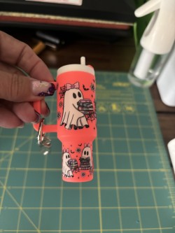 🕸️ Mini Stanley Keychain Tumbler with Halloween Wrap – Spooky Mystery Kit