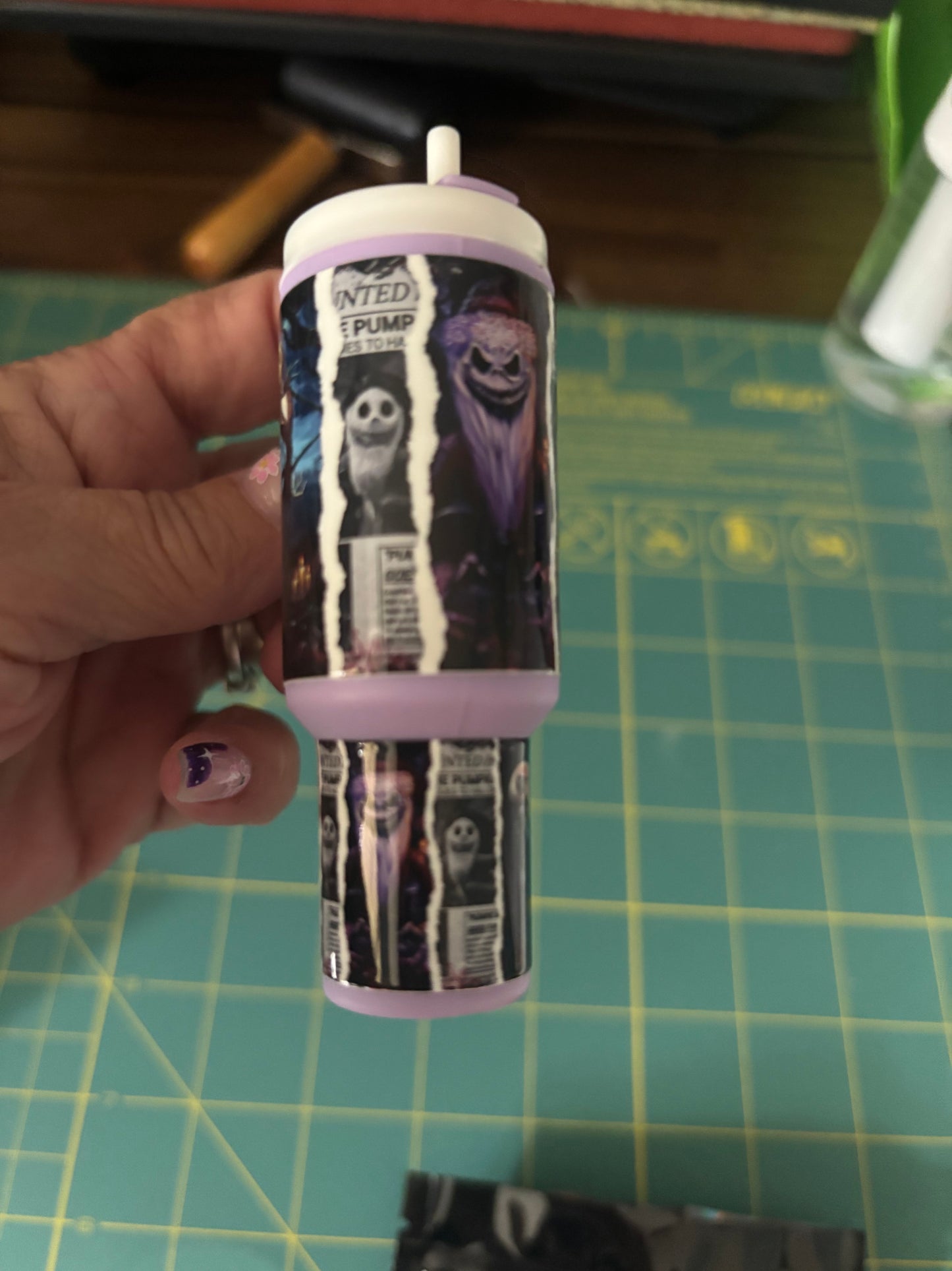 🕸️ Mini Stanley Keychain Tumbler with Halloween Wrap – Spooky Mystery Kit